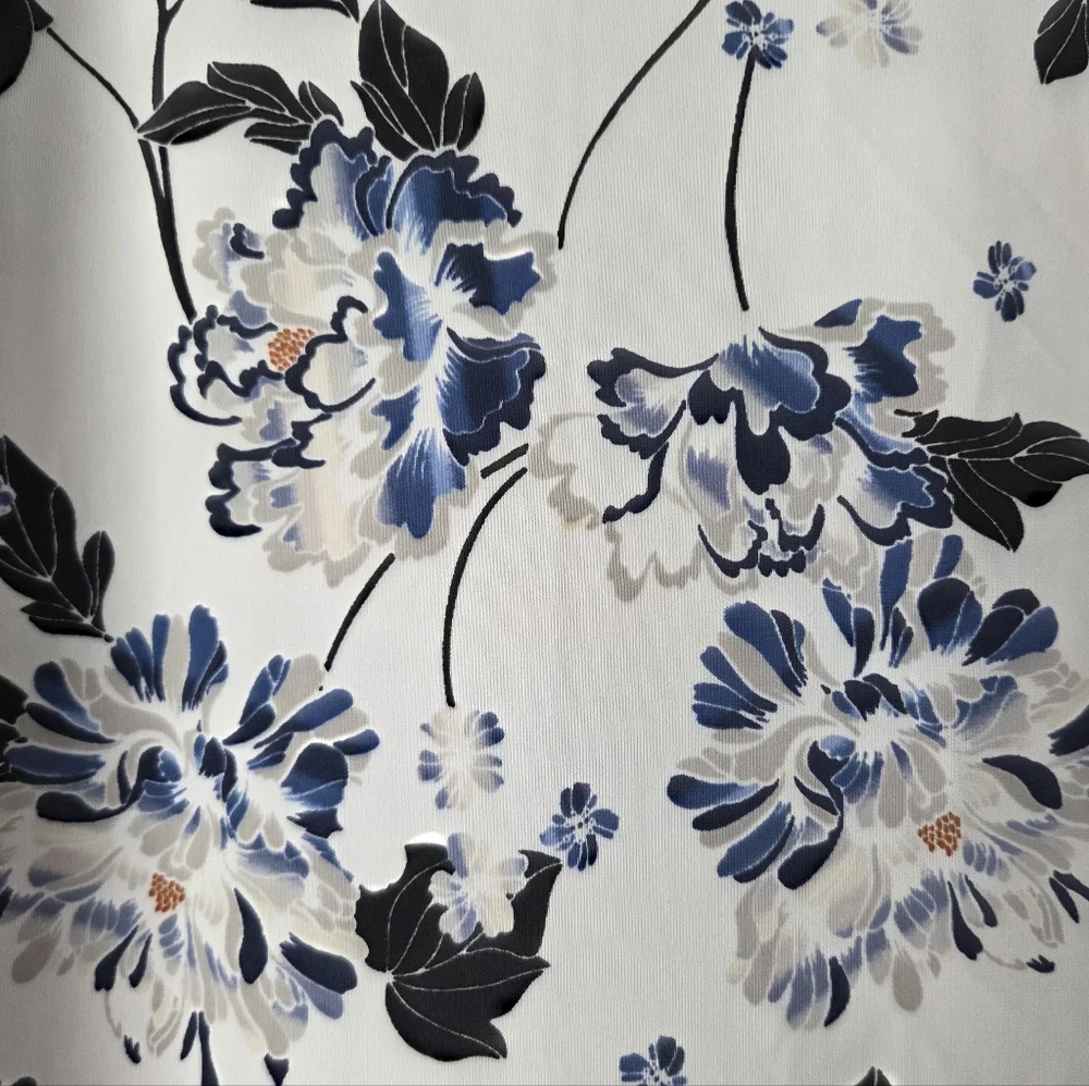 Ann Taylor Factory White Blouse with Blue Floral Print Size L - Picture 7 of 13